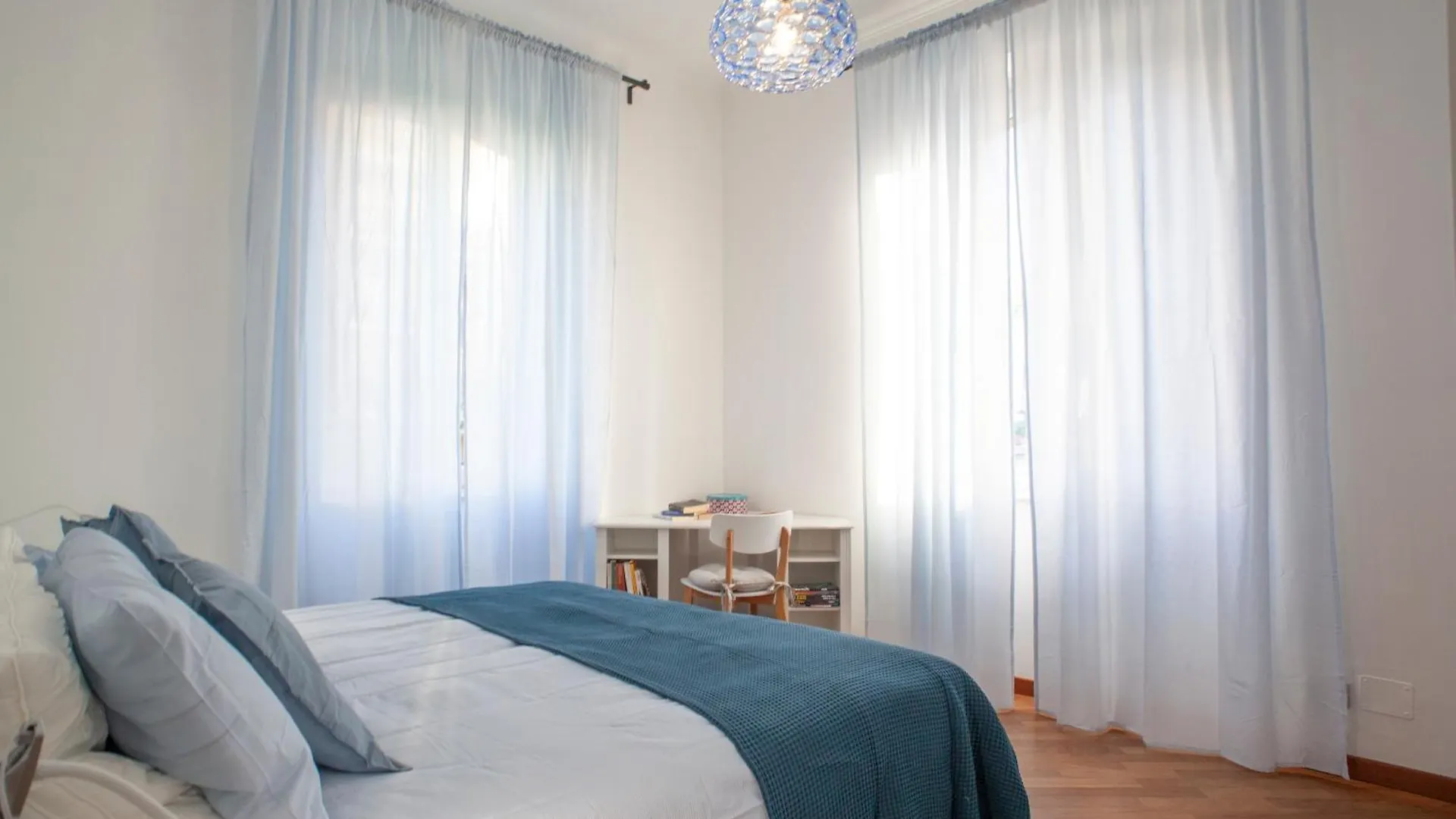 Bright And Comfy In A Beautiful Contemporary Home 밀라노 이탈리아