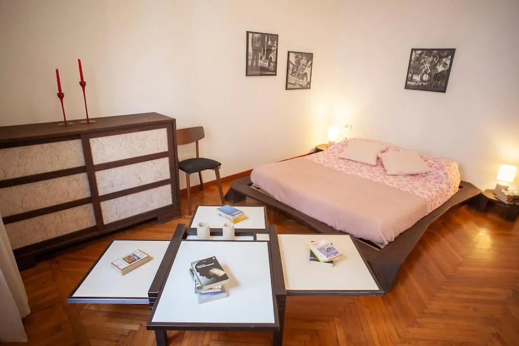 Bright And Comfy In A Beautiful Contemporary Home Milánó Olaszország