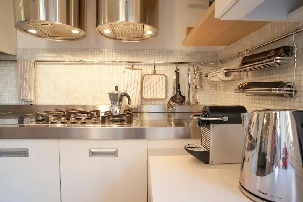 Apartman Bright And Comfy In A Beautiful Contemporary Home Milánó Olaszország