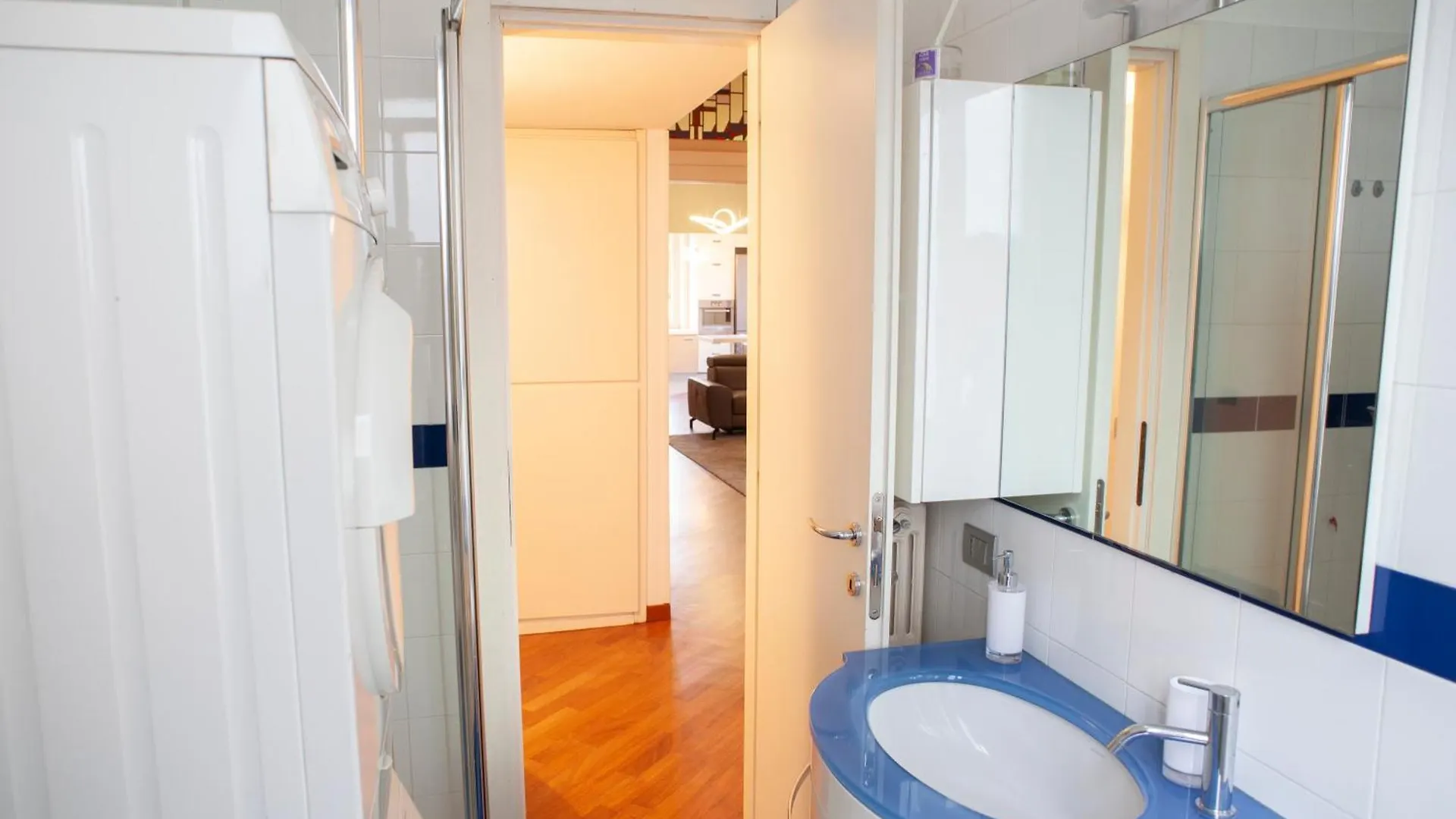 Apartman Bright And Comfy In A Beautiful Contemporary Home Milánó